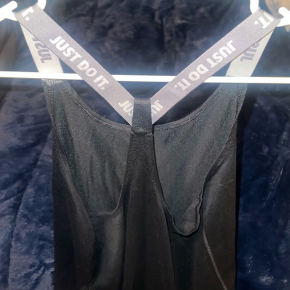 Nike Dri-Fit tank Size Small - Picture 5 of 5